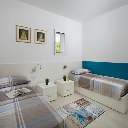 Exquisite In Stani Ovi With Swimming Pool Villa *
